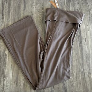 New Skims Pants M